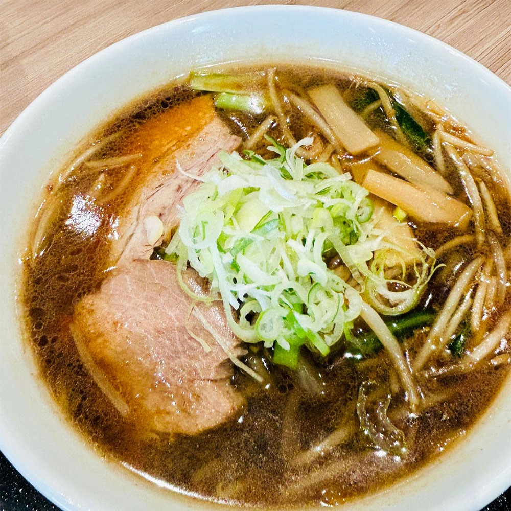 焦がし醤油ラーメン